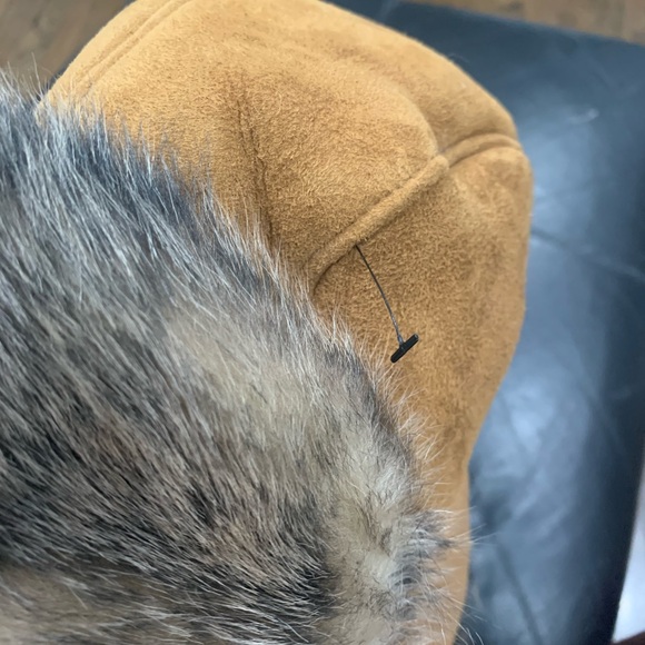 New Ugg Toscana Aviator Trapper Hat Shearling Chestnut with Real Fur One Size - Picture 10 of 10